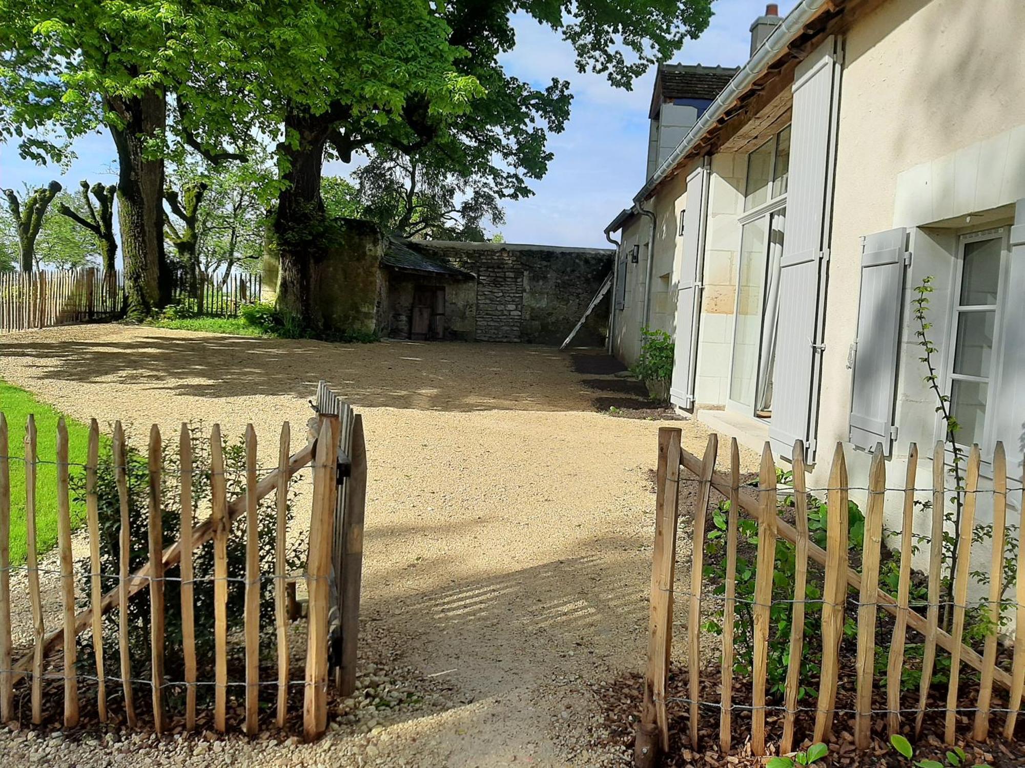 Le Puits Renaissance - Gites De Caractere Et Piscine Chauffee Chambourg-sur-Indre エクステリア 写真