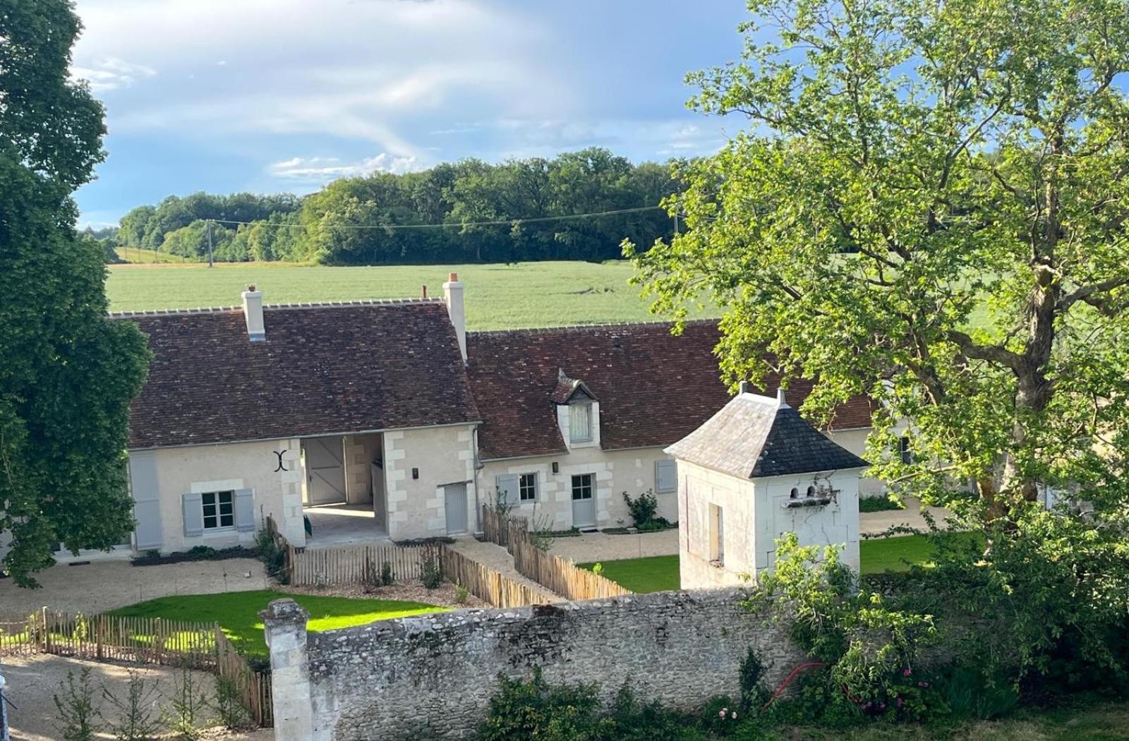 Le Puits Renaissance - Gites De Caractere Et Piscine Chauffee Chambourg-sur-Indre エクステリア 写真